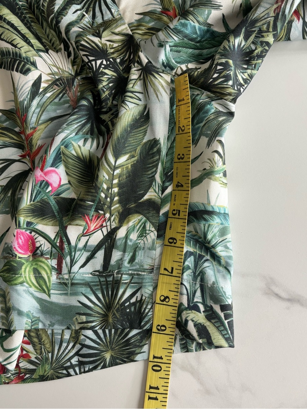 J. McLaughlin Tropical Palm Print High-Waist Shorts Sz 8 - Picture 9 of 10